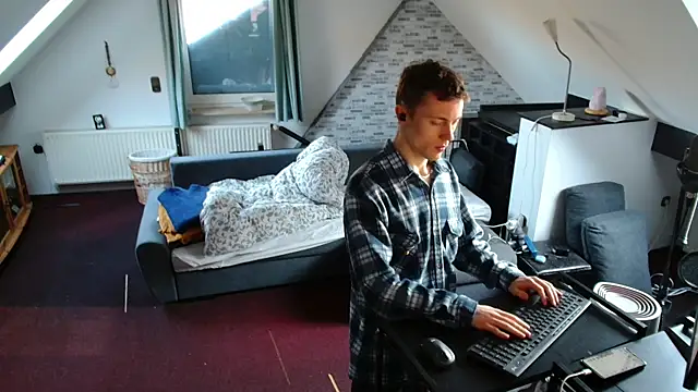 tomtimon11's cam snapshot