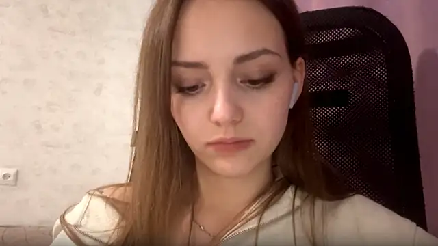 AliceStacy's cam snapshot