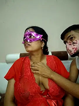 Bhabhi-devarf's cam snapshot