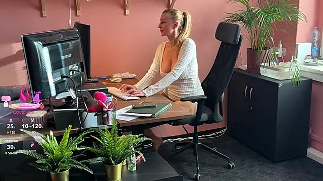 legsLONG live sex cam