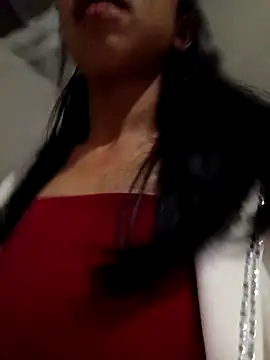 emaame68's cam snapshot