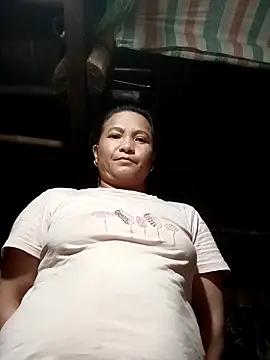 Love-Mama33's cam snapshot