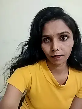 Brown__girl's cam snapshot