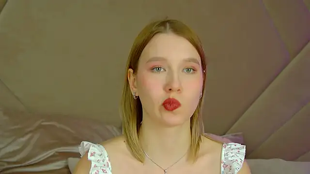 LiliLinn's cam snapshot