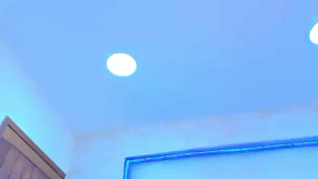 VioletxBloom's cam snapshot