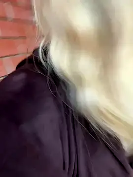 RollDolls's cam snapshot