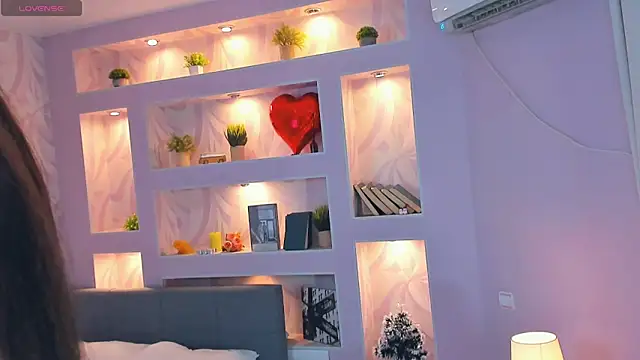 FloraDobb live sex cam