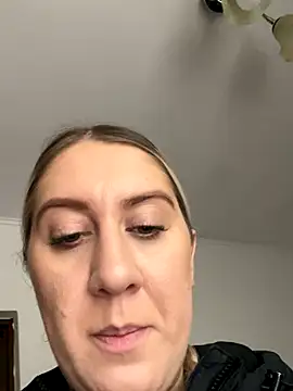 MissGinax's cam snapshot