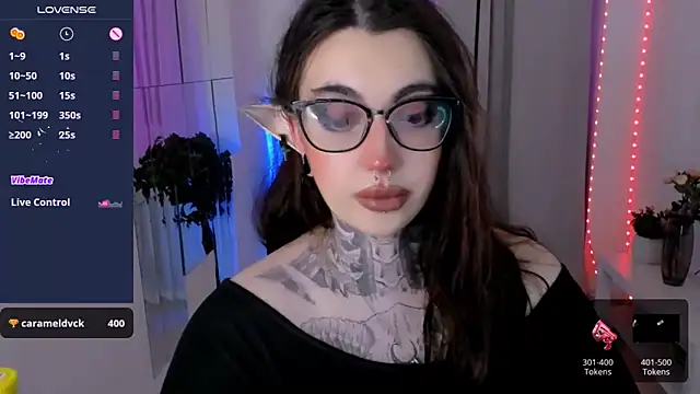 Dixi_Pixi_'s cam snapshot