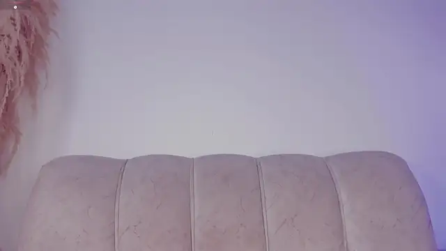 sara_gwen's cam snapshot