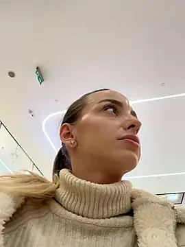 AlexisWhit's cam snapshot