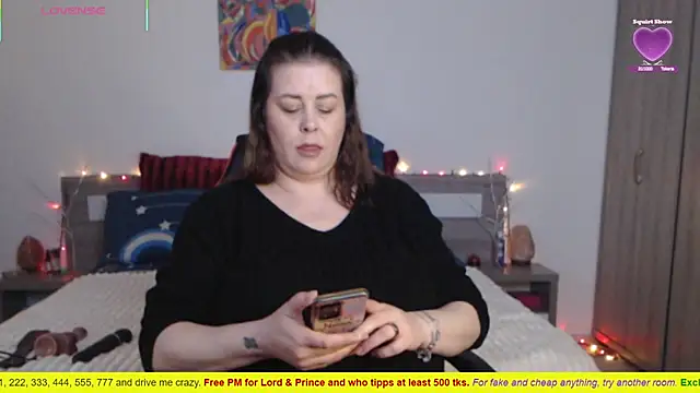 Your_Lustful_Milf's cam snapshot