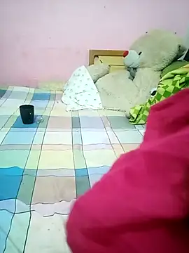 Divyanka_Chaudhry's cam snapshot