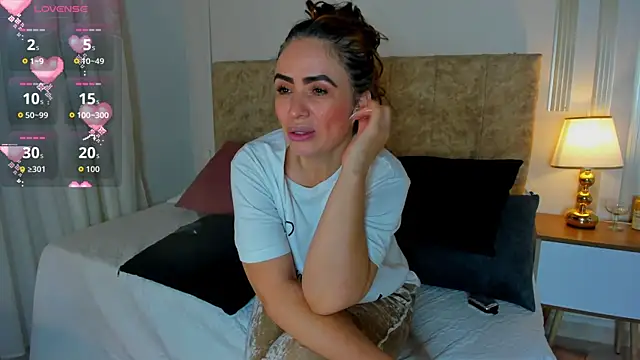 angelinarouse_'s cam snapshot