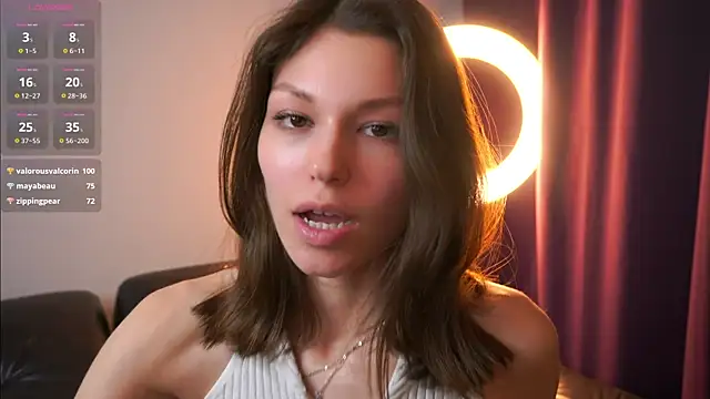 ElwynaBrickell's cam snapshot