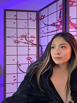 Victoria_Adams14's cam snapshot