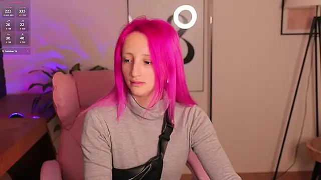 Selena_Lily's cam snapshot