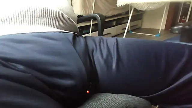 schwanzi_bua's cam snapshot