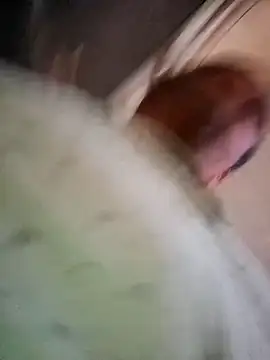 daddy_lip's cam snapshot