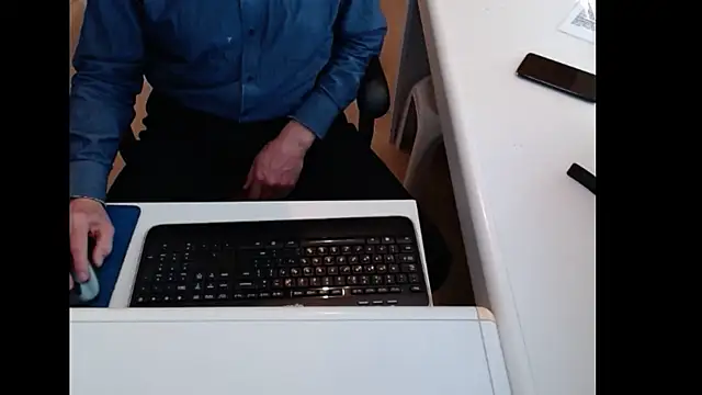 dutchpornking's cam snapshot