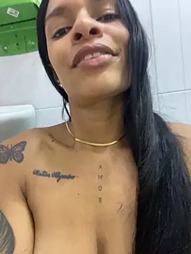 Luna025's cam snapshot