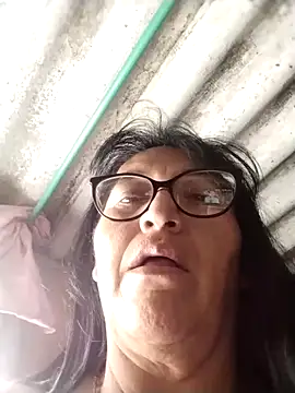 clarita_01's cam snapshot