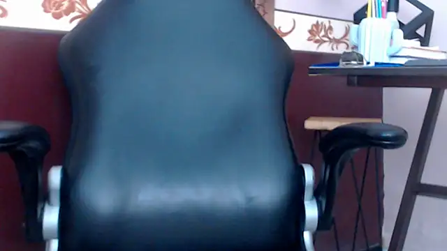 sexdumbi's cam snapshot