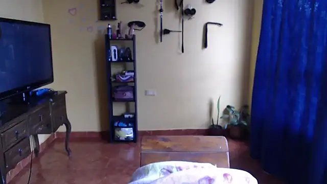 Violet_And_Smith's cam snapshot