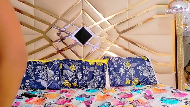 CheatingNeighborr's cam snapshot