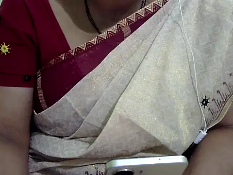 DAMINI98's cam snapshot