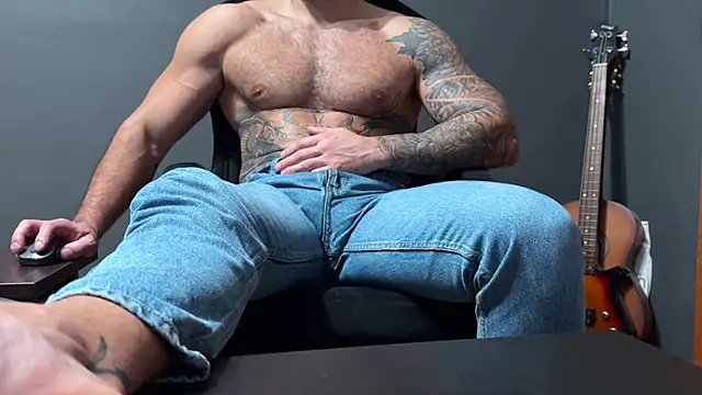 Mr_YourGod's cam snapshot