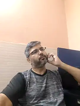 AerifiedLivelong's cam snapshot