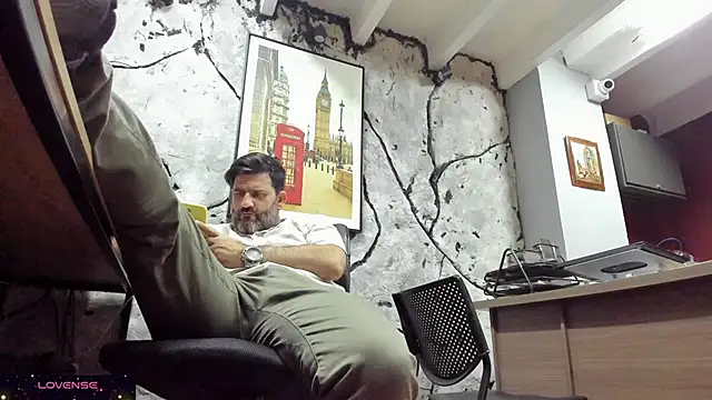 Maxi_thebig_daddy's cam snapshot