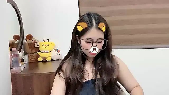 Amelia-babee's cam snapshot