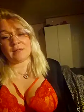 SweetPrincess93 live sex cam