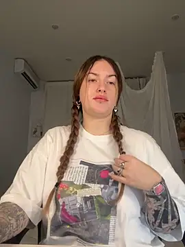 IvyHoney live sex cam