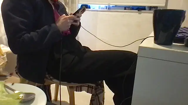 MeluaMauritius's cam snapshot