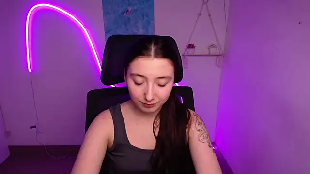 ScarlettVibe_'s cam snapshot