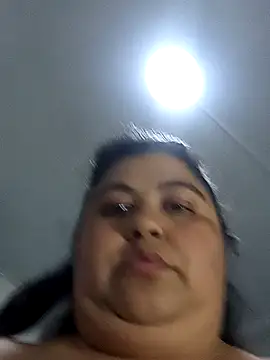 curvy_diva_'s cam snapshot