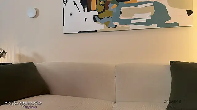 HiddenG3m's cam snapshot