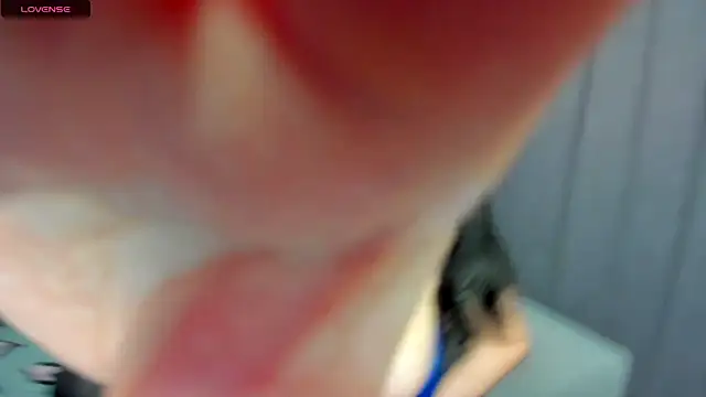 PassionLia's cam snapshot