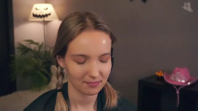 HongTomczak's cam snapshot