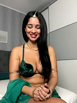 _adelle's cam snapshot