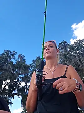 Dixiefaye_'s cam snapshot