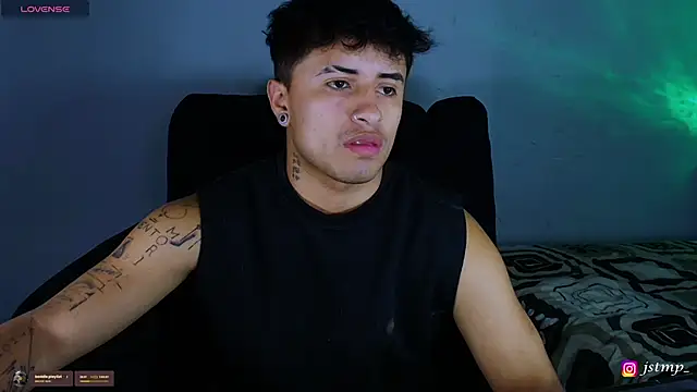 jhon_mendoza_'s cam snapshot