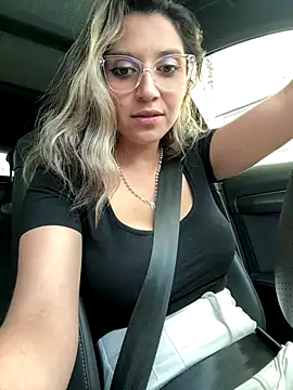 Isabella_Varella's cam snapshot