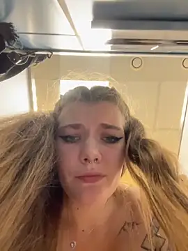 Holy_Tereza's cam snapshot