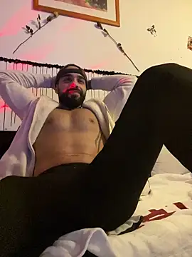 1Richrichard1's cam snapshot