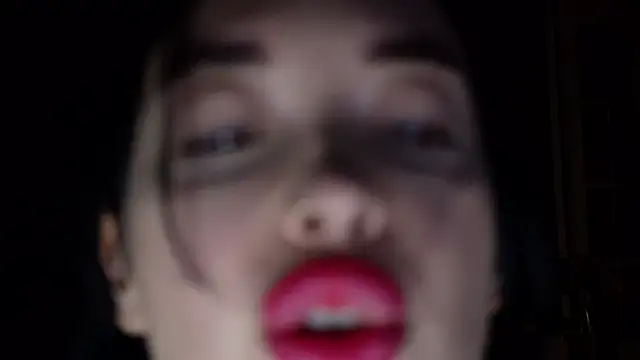 Miss_Elia's cam snapshot