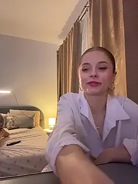 BabyAnais's cam snapshot